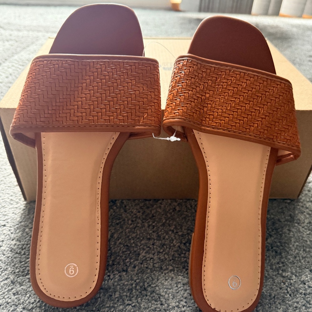 Women's Slide Sandals